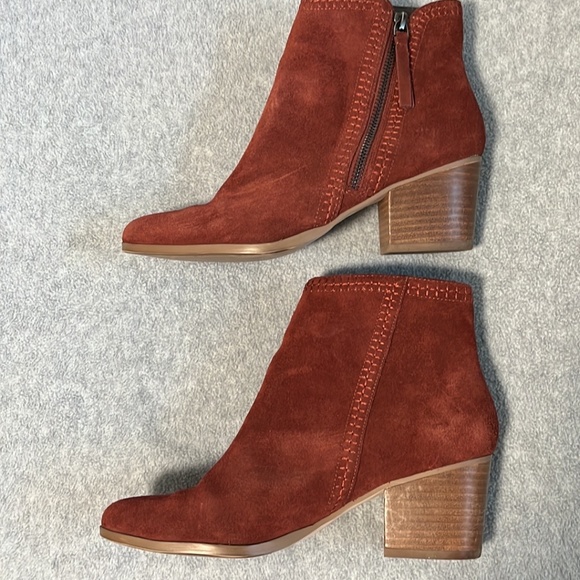 Sole Society Suede Boots Booties Size 7.5 Ankle Block Heel Boho Western - Picture 2 of 11